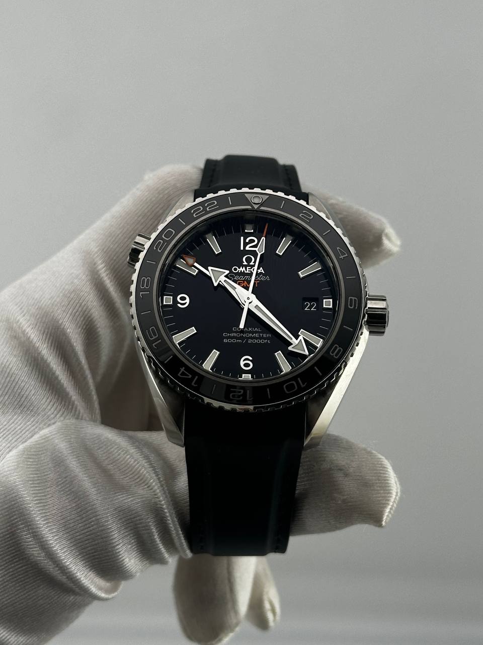 Omega GMT Planet Ocean