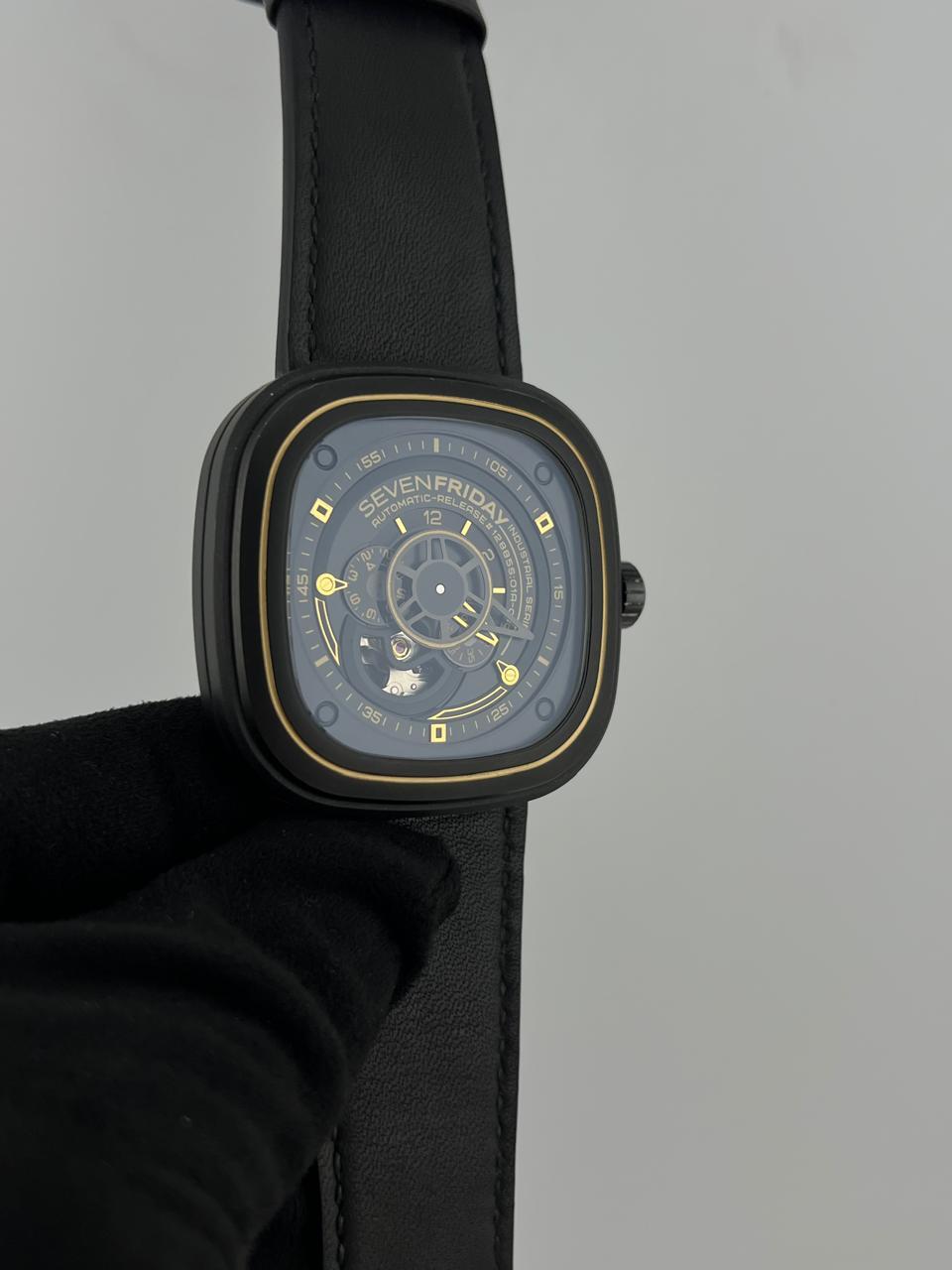 Sevenfriday